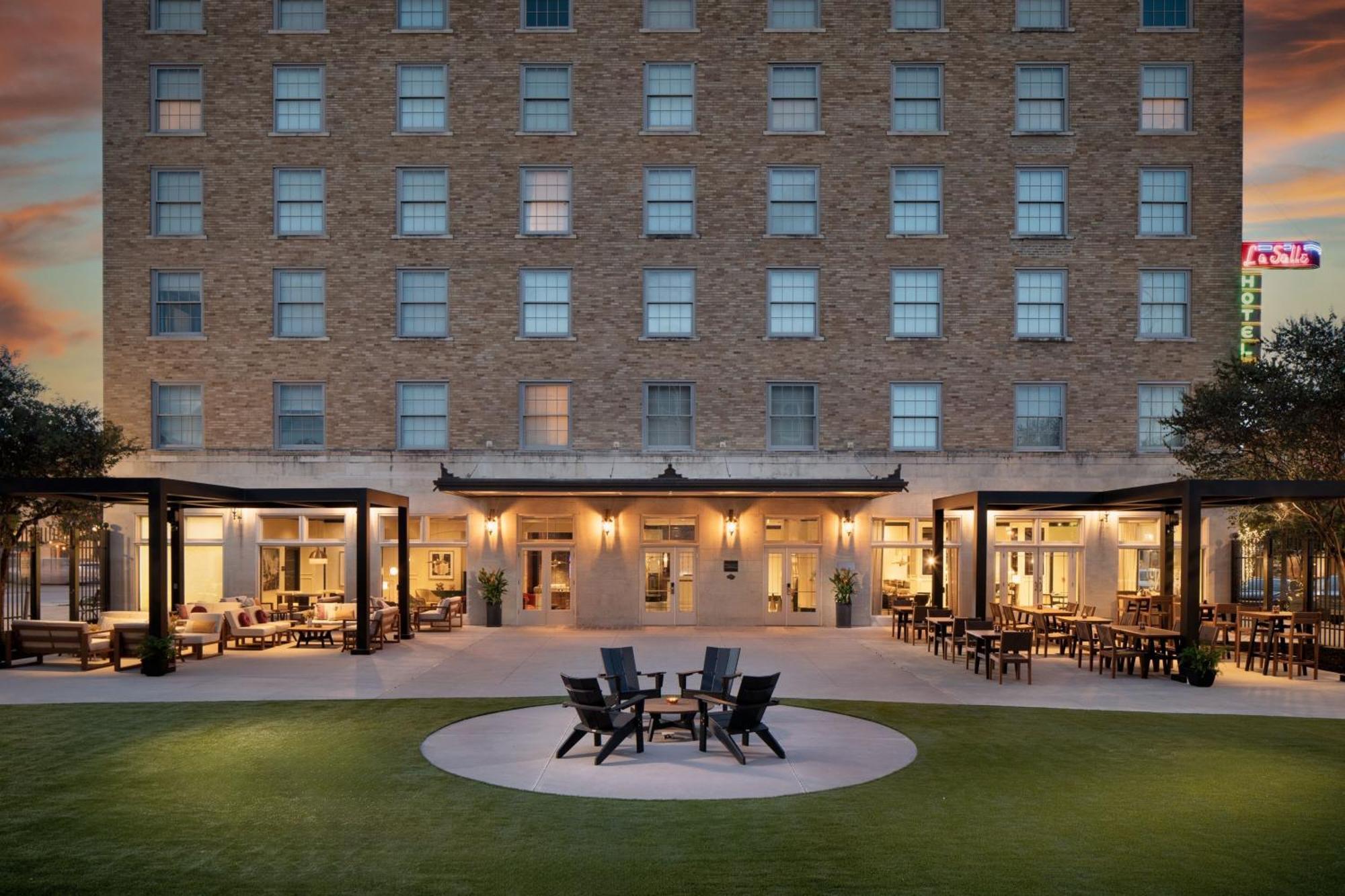 The Lasalle Hotel, Bryan College Station, A Tribute Portfolio Hotel Bagian luar foto